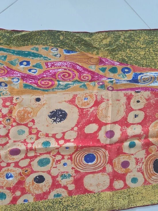 100% Silk Scarf - Picture 4 of 6